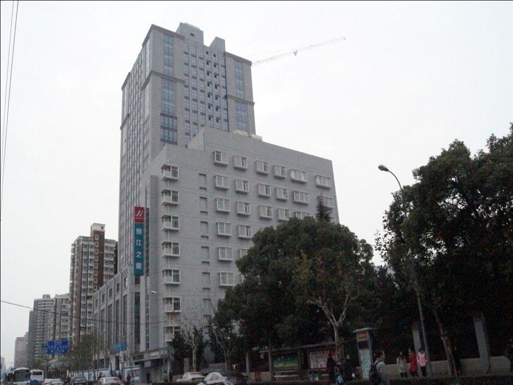Jingjiang Inn Shanghai Minsheng Road Xangai Exterior foto